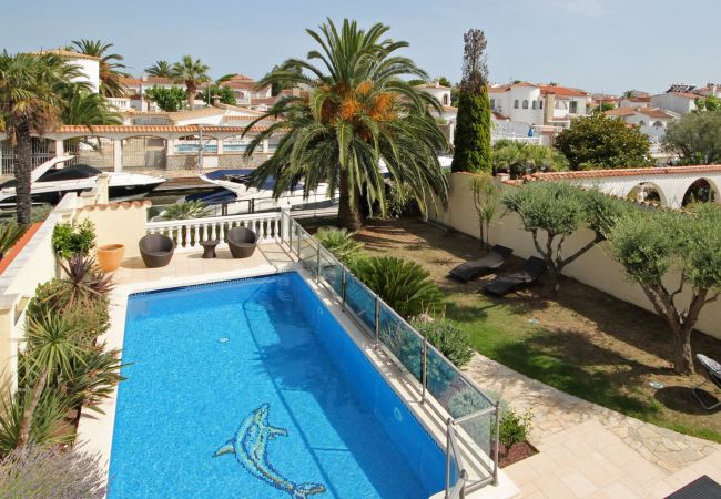 Xalet amb piscina privada