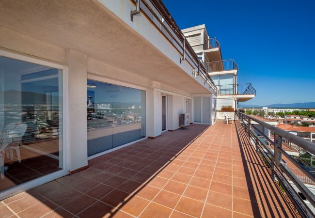 Apartament en Empuriabrava - ILA07 BAHIA