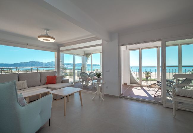 Apartament en Empuriabrava - ILA07 BAHIA