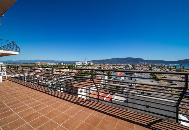 Apartament en Empuriabrava - ILA07 BAHIA