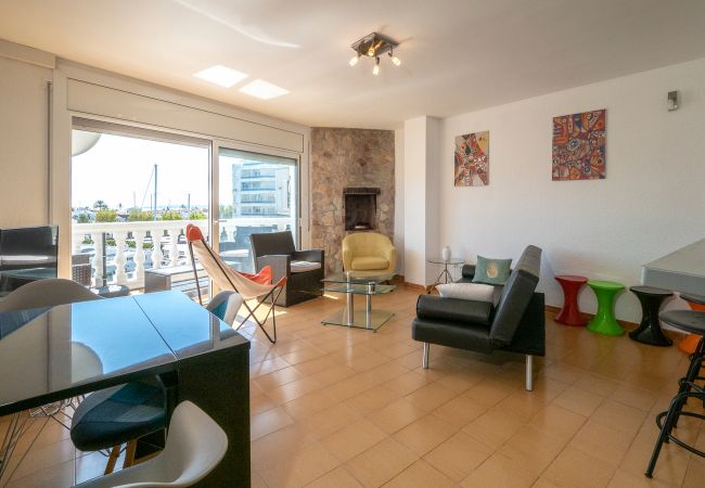 Apartament en Empuriabrava - ILA25