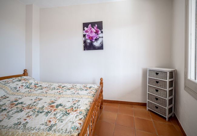 Apartament en Empuriabrava - ILA30 POBLAT TIPIC