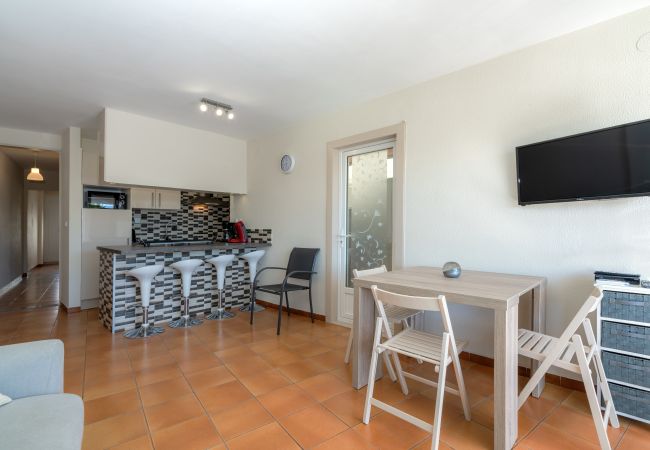 Apartament en Empuriabrava - ILA30 POBLAT TIPIC