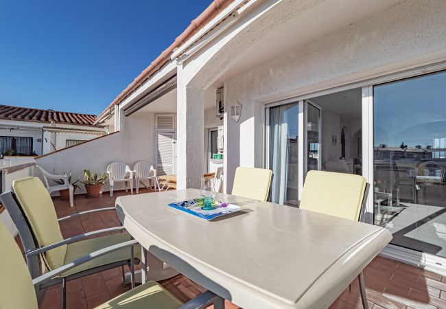 Apartament en Empuriabrava - ILA24 GRAN LAGO