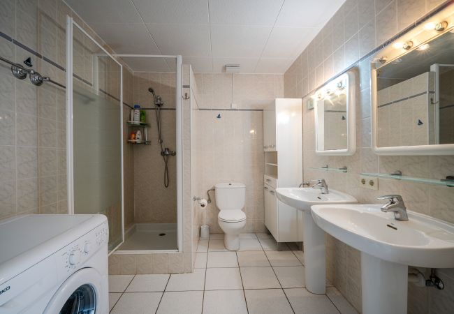 Casa adossada en Empuriabrava - LV35 LLOBREGAT