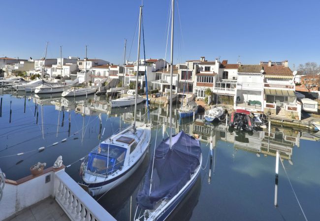 Casa adossada en Empuriabrava - LV36 PORT RHODAS