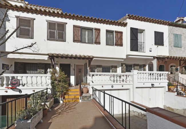 Casa adossada en Empuriabrava - LV36 PORT RHODAS