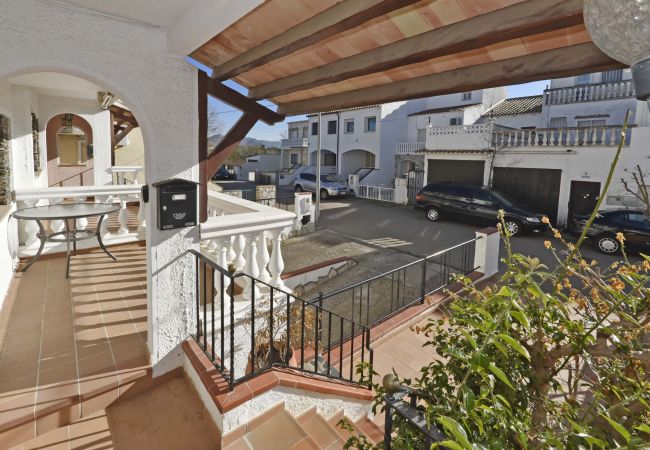 Casa adossada en Empuriabrava - LV36 PORT RHODAS