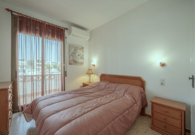 Casa adossada en Empuriabrava - LV12 SALINS