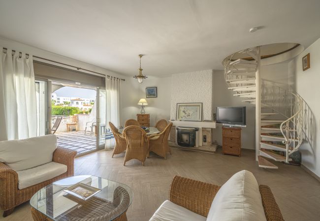 Casa adossada en Empuriabrava - LV12 SALINS