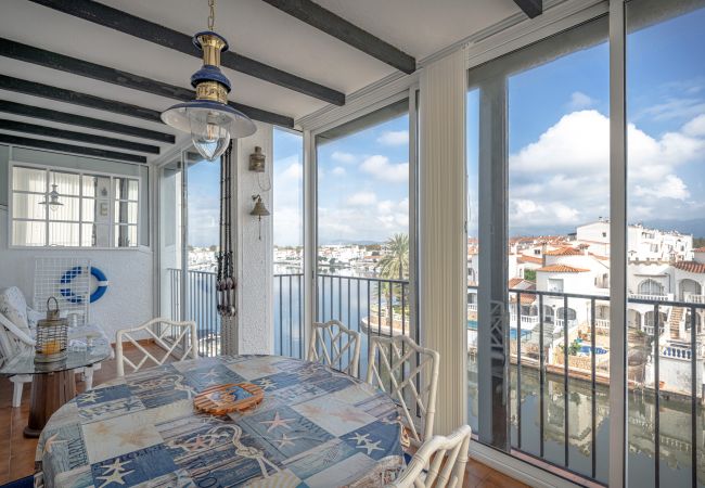 Apartament en Empuriabrava - ILA35