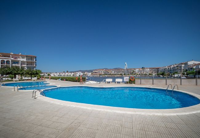 Apartament en Empuriabrava - ILA35