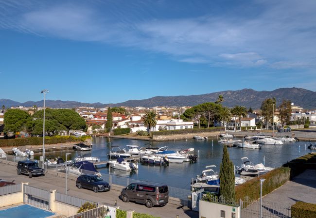 Vil.la en Empuriabrava - LV15 REQUEESENS