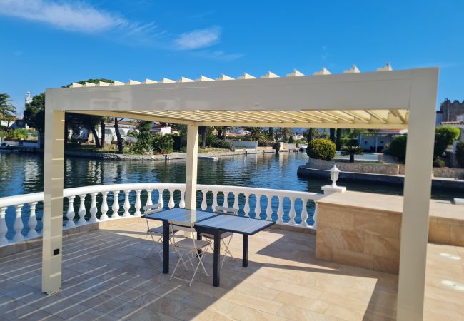 Vil.la en Empuriabrava - LV35 EMPURIES C