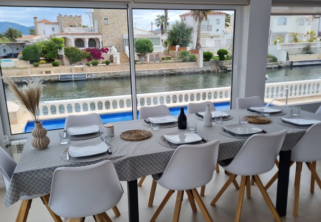 Vil.la en Empuriabrava - LV35 EMPURIES C