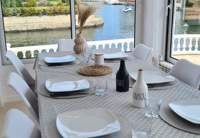 Vil.la en Empuriabrava - LV35 EMPURIES C