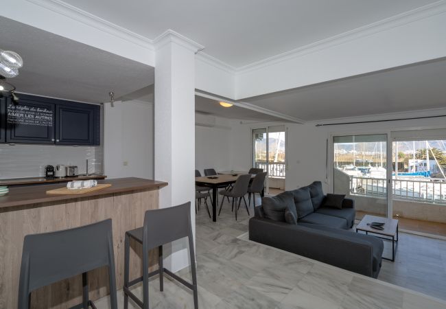Apartament en Empuriabrava - ILA37 PORT ROYAL