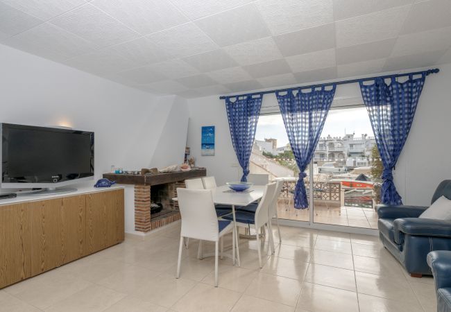 Casa adossada en Empuriabrava - LV21 LIOBREGAT