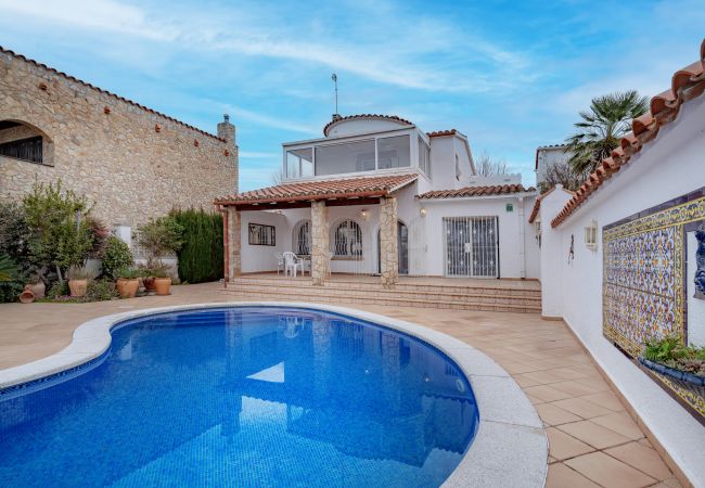 Vil.la en Empuriabrava - LV05 LIOBREGAT