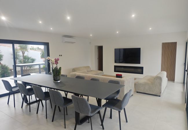 Vil.la en Empuriabrava - LV42 CARMENCO 67