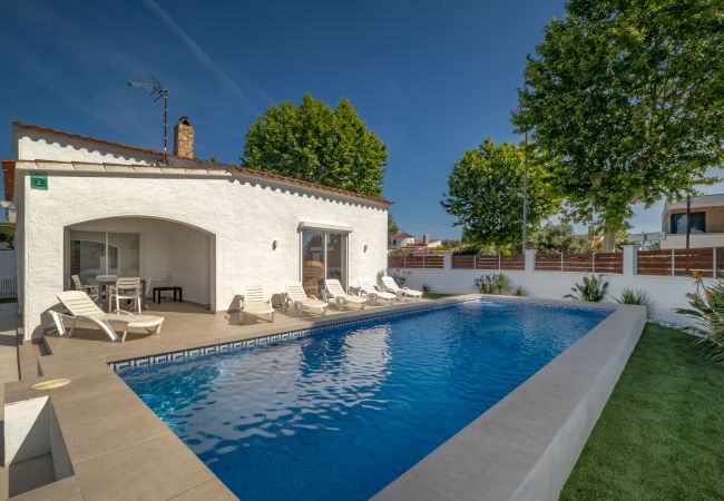 Casa en Empuriabrava - ILV01 MONTGRI