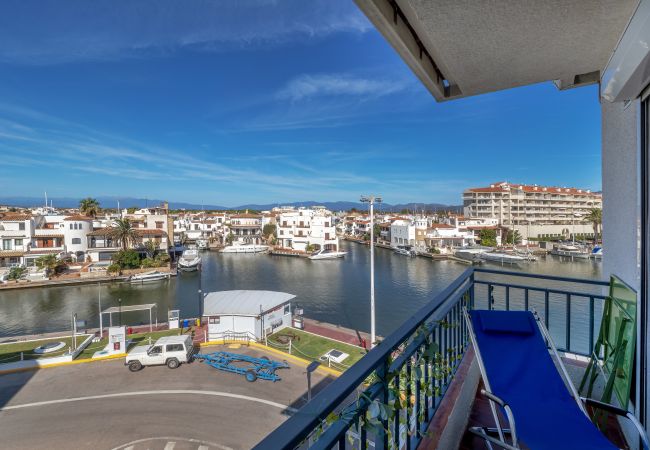 Apartament en Empuriabrava - ILA13 POBLAT TIPIC