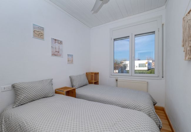 Casa en Empuriabrava - ILV03 MONTSENY