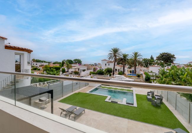 Vil.la en Empuriabrava - LV21 CAP RAS